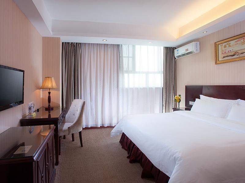 Шэньчжэнь: Vienna Hotel Shenzhen Shangjin Center
