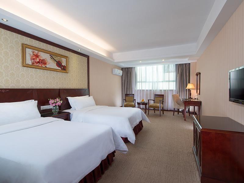 Шэньчжэнь: Vienna Hotel Shenzhen Shangjin Center
