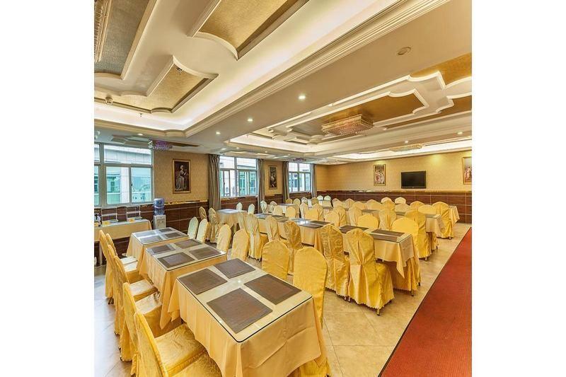 Шэньчжэнь: Vienna Hotel ( Shenzhen Fuyong Bridge Branch)