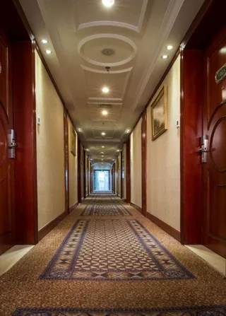 Шэньчжэнь: Vienna International Hotel (Shenzhen Shuanglong Subway Station)