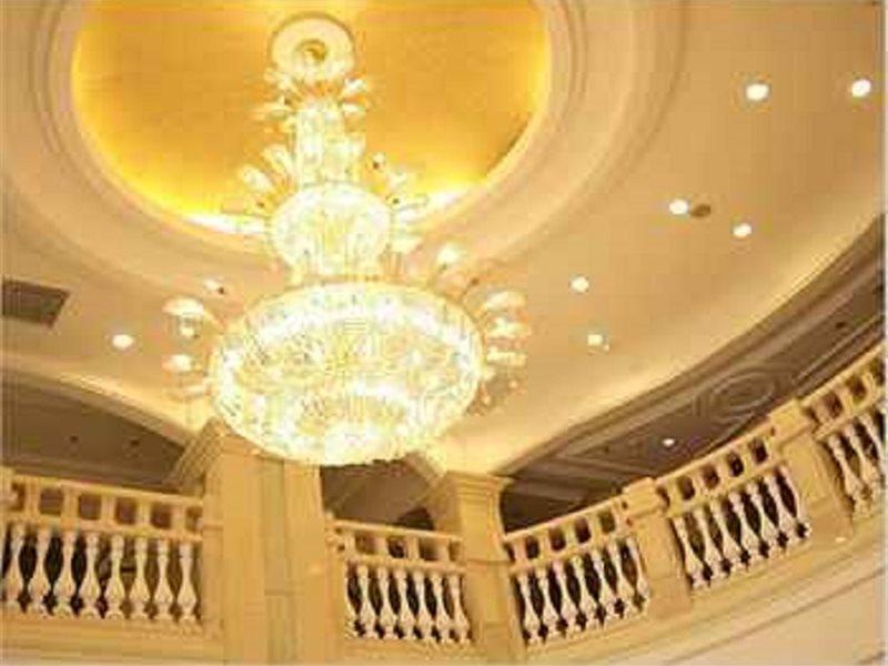 Шэньчжэнь: Vienna International Hotel (Shenzhen Shuanglong Subway Station)