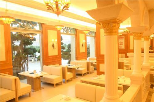 Шэньчжэнь: Vienna 3 Best Henggang Cuihu Shangzhuang
