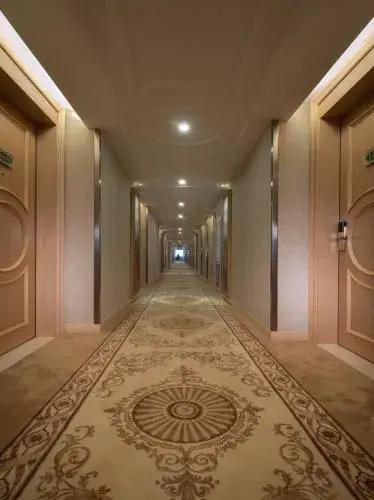 Шэньчжэнь: Vienna 3 Best Henggang Cuihu Shangzhuang