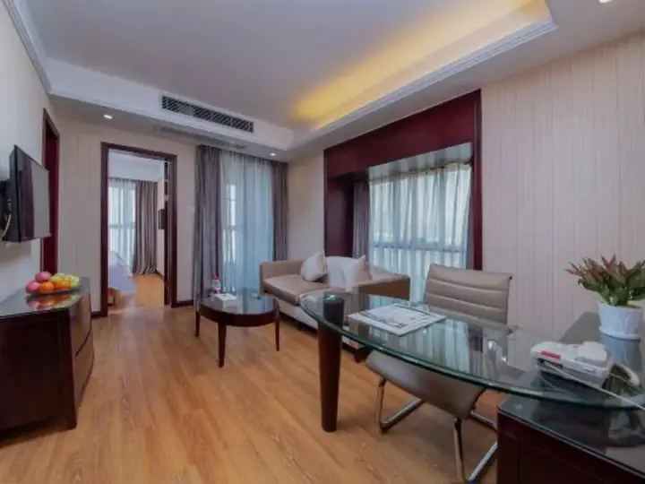 Шэньчжэнь: Vienna Hotel Shenzhen Henggang New City