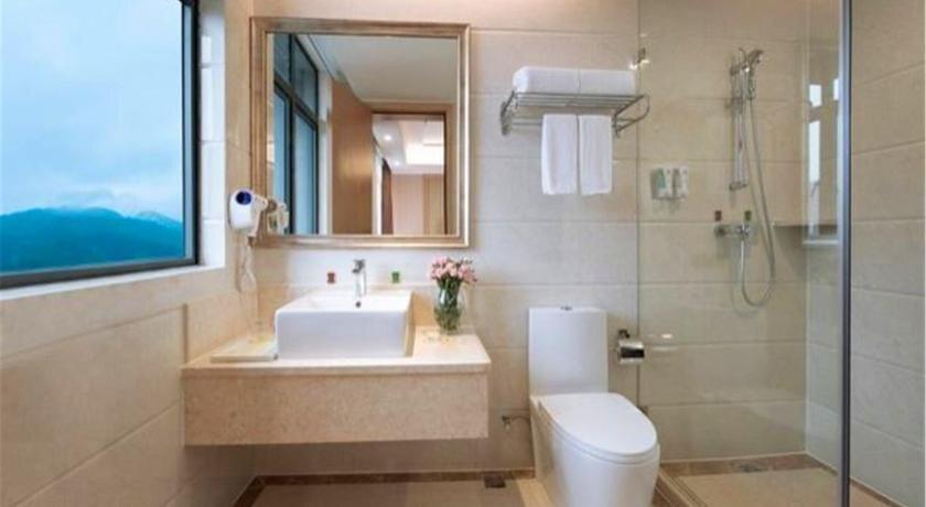 Шэньчжэнь: Vienna Hotel Shenzhen East Railway Station Branch
