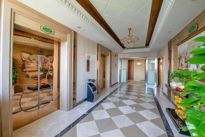 Шэньчжэнь: ViennaInternational Hotel Shenzhen Longgang Lilan