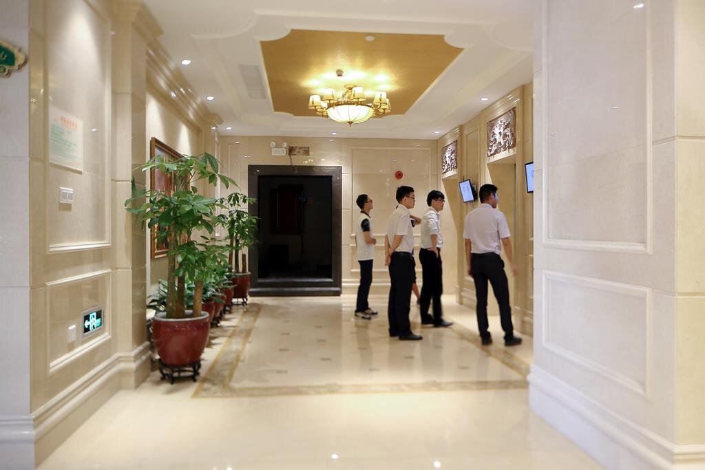 Шэньчжэнь: ViennaInternational Hotel Shenzhen Longgang Lilan