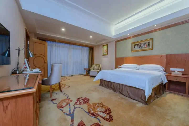 Шэньчжэнь: ViennaInternational Hotel Shenzhen Longgang Lilan