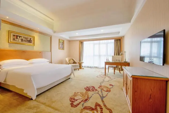 Шэньчжэнь: ViennaInternational Hotel Shenzhen Longgang Lilan