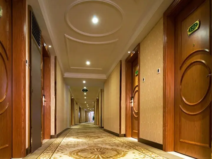 Шэньчжэнь: ViennaInternational Hotel Shenzhen Longgang Lilan