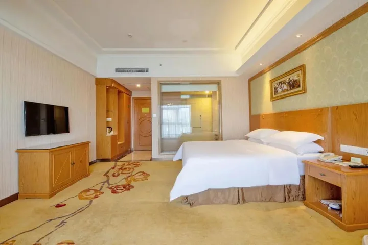 Шэньчжэнь: ViennaInternational Hotel Shenzhen Longgang Lilan