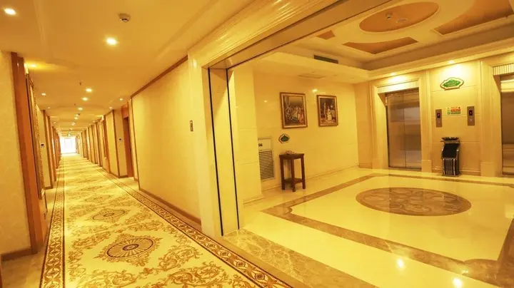 Шэньчжэнь: Vienna Hotel Shenzhen View Lake Park