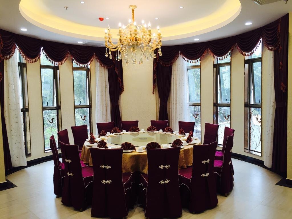 Шэньчжэнь: Vienna Hotel Shenzhen View Lake Park
