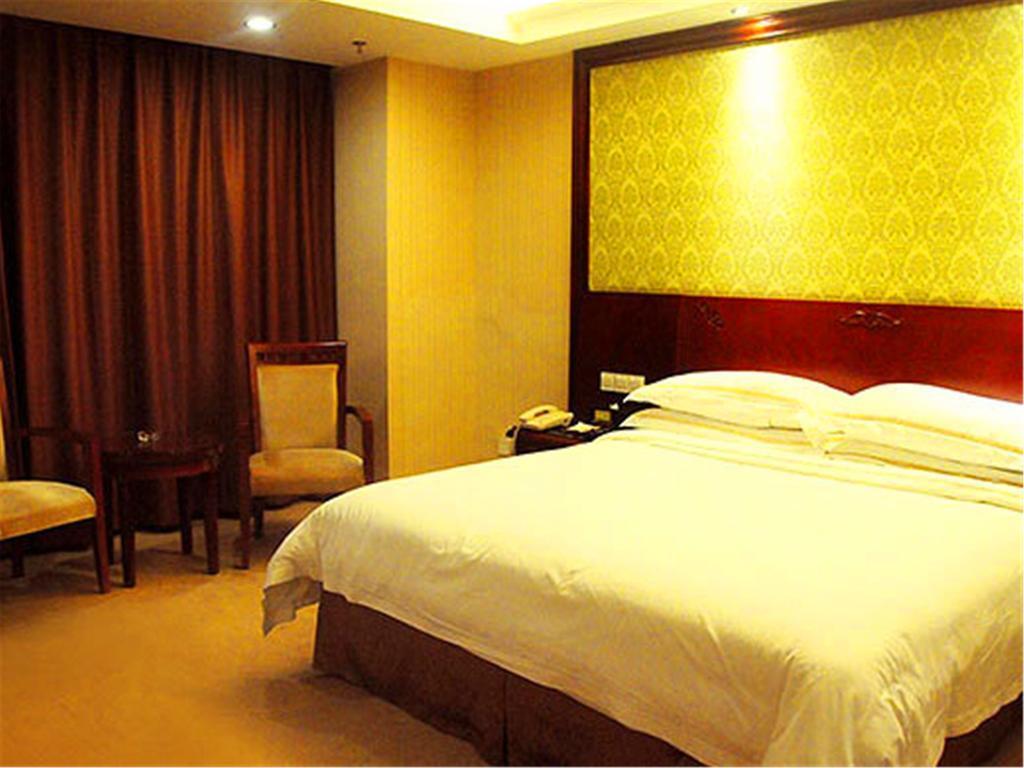 Шэньчжэнь: Vienna Hotel Shenzhen Longgang Longdong Branch