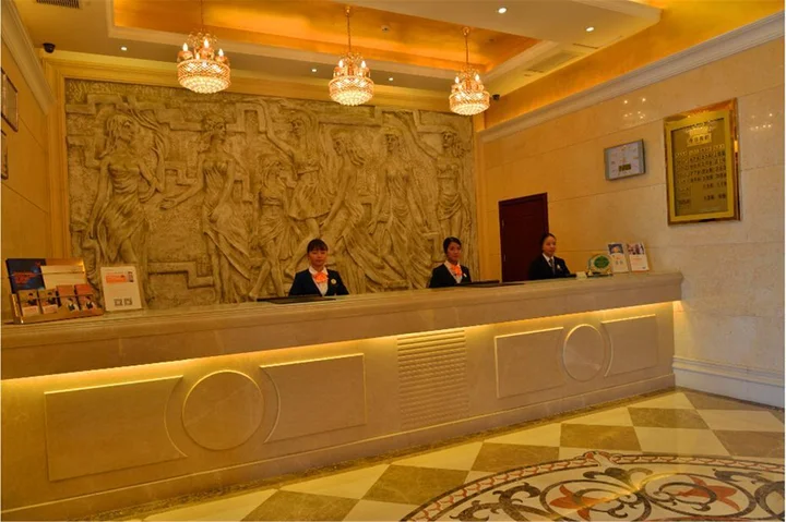 Шэньчжэнь: Vienna Hotel Shenzhen Longgang Longdong Branch