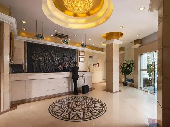 Шэньчжэнь: Vienna 3 Best Hotel Meilong Road