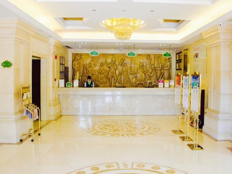 Шэньчжэнь: Vienna 3 Best Hotel Shenzhen Pingdi Pingzi Road