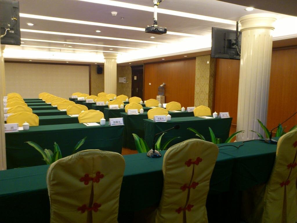 Мейчжу: Vienna Hotel Meizhou railway station