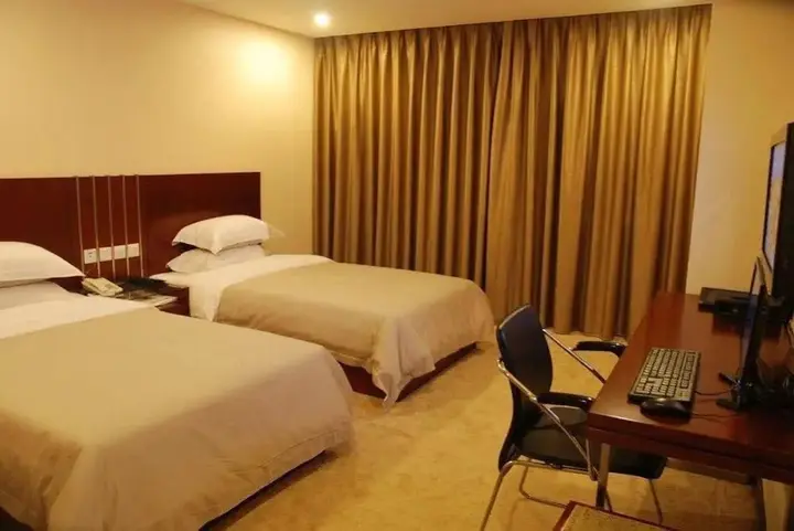 Цзиньюань: Vienna Hotel Qingyuan Lianjiang Road