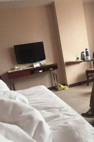 Цзиньюань: Vienna Hotel Qingyuan Lianjiang Road