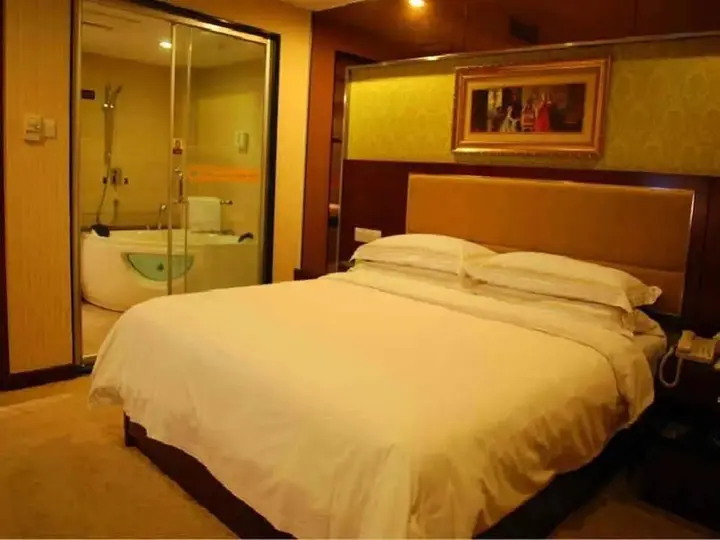 Цзиньюань: Vienna Hotel Qingyuan Lianjiang Road