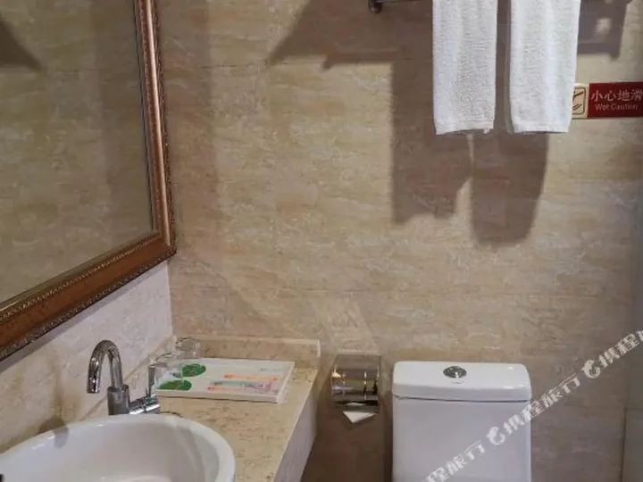 Хойчжоу: Vienna Hotel Huizhou Huiyang Danshui