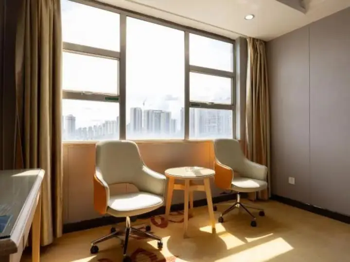 Хойчжоу: Vienna Hotel Huizhou Huiyang Danshui