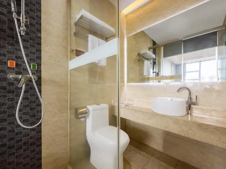 Хойчжоу: Vienna Hotel Huizhou Huiyang Danshui