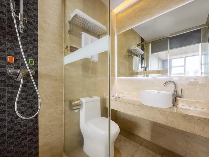 Хойчжоу: Vienna Hotel Huizhou Huiyang Danshui