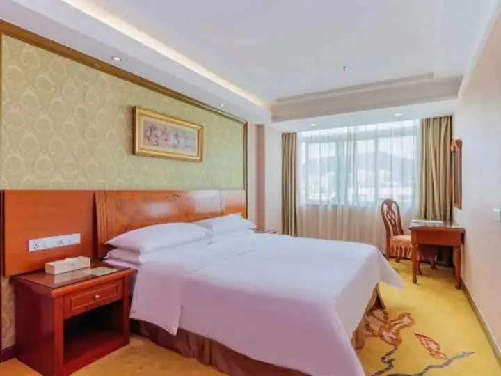 Хойчжоу: Vienna Hotel Guangdong Huizhou Maidi South Road
