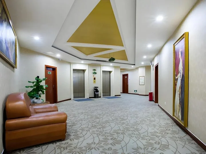 Хойчжоу: Vienna Hotel Guangdong Huizhou Maidi South Road