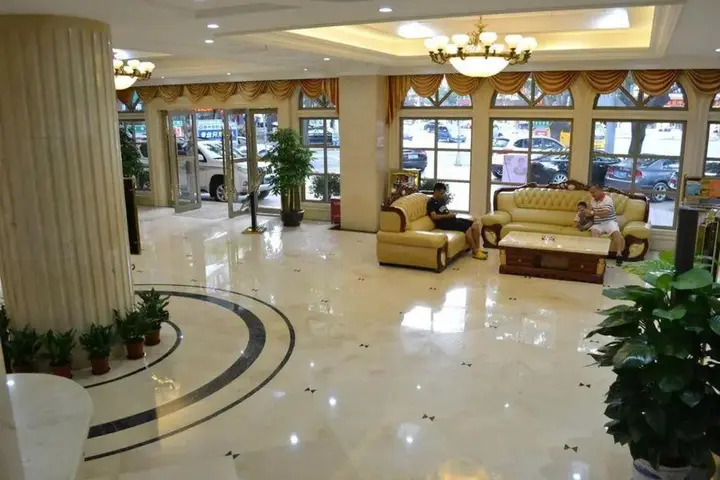 Хойчжоу: Vienna Hotel Guangdong Huizhou Maidi South Road