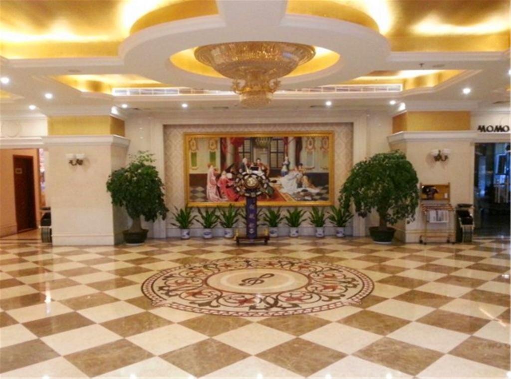 carousel image 0