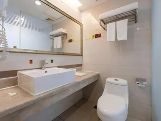 Шэньчжэнь: Vienna Hotel Shenzhen Yinhu