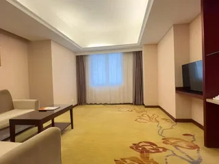 Шэньчжэнь: Vienna Hotel Shenzhen Yinhu