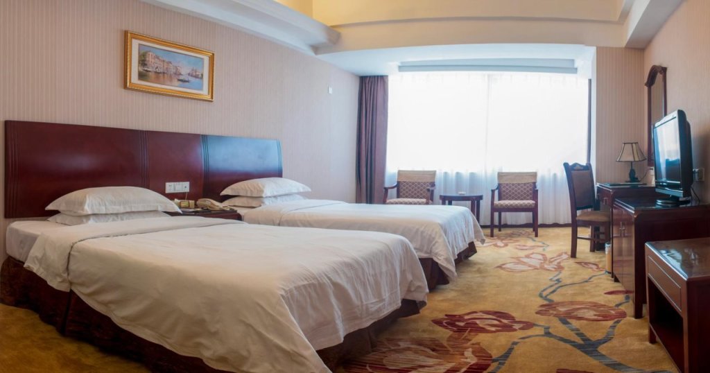 Шэньчжэнь: Vienna Hotel Shenzhen Yinhu