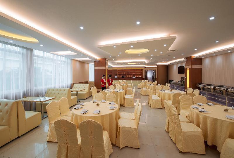 Шэньчжэнь: Vienna Hotel Shenzhen Exhibitian Center 2nd