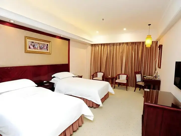 Vienna Hotel Shenzhen Longhua Qinghu Road Branch — фото 2
