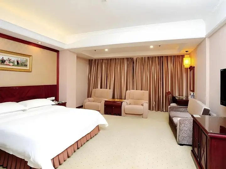 Vienna Hotel Shenzhen Longhua Qinghu Road Branch — фото 3