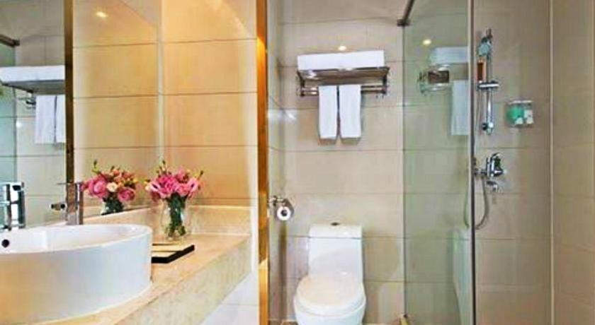 Шэньчжэнь: Vienna Hotel Shenzhen Railway Station