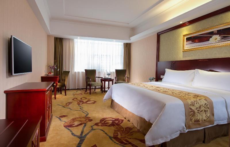 Шэньчжэнь: Vienna Hotel Shenzhen Railway Station