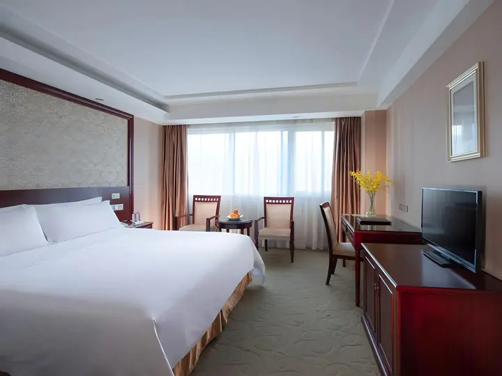 Шэньчжэнь: Vienna Hotel Fenghuang Branch