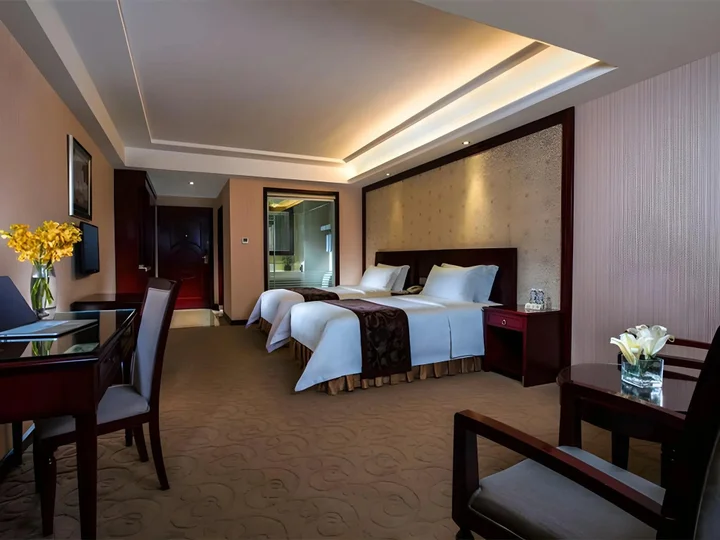Шэньчжэнь: Vienna Hotel Fenghuang Branch