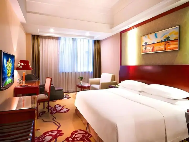 Шэньчжэнь: Vienna Hotel Shenzhen Bao'an Chuangye Road