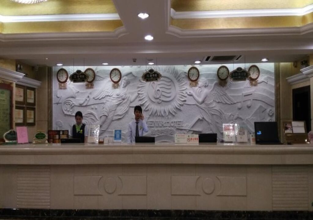 Шэньчжэнь: Vienna 3 Best Hotel Shenzhen Airong Road