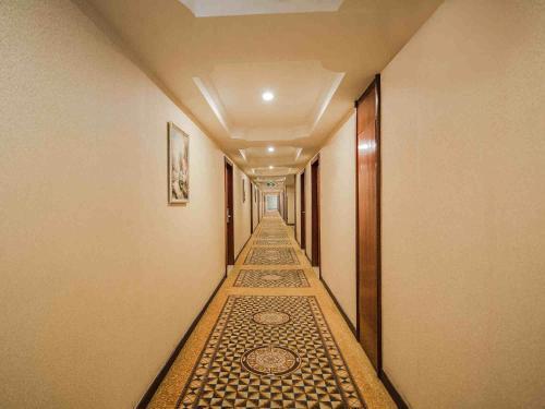 Шэньчжэнь: Vienna Hotel Guanlan Avenue - Shenzhen
