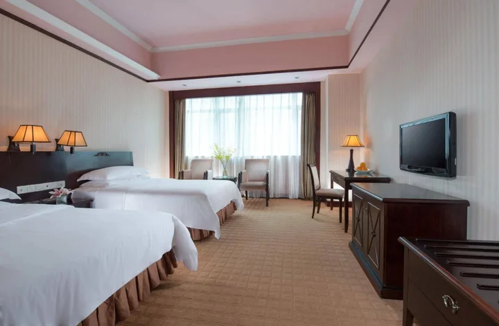 Шэньчжэнь: Vienna Hotel Shenzhen International