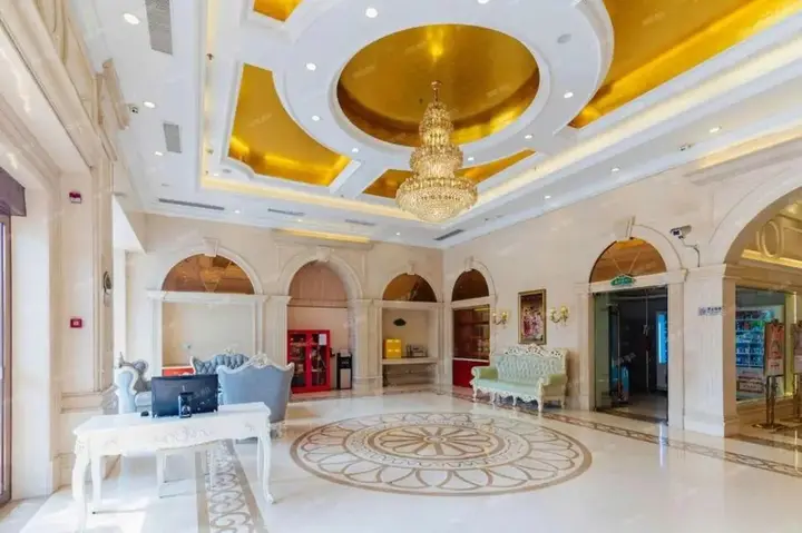 Фошань: Vienna Foshan Shunde Longjia Exhibition Center
