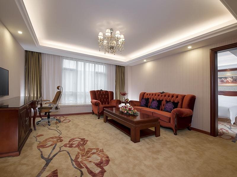 Фошань: Vienna Hotel Foshan Huangqi