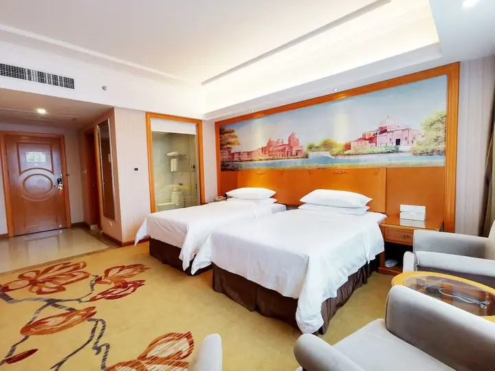 Фошань: Vienna Hotel Foshan Xiqiao Mountain